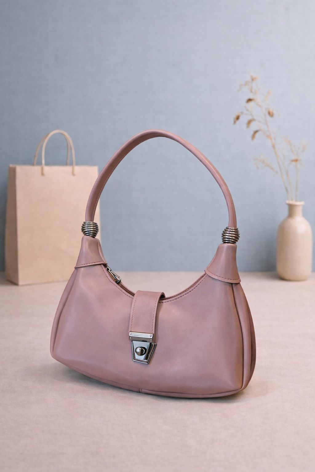 Half moon bag dusty pink