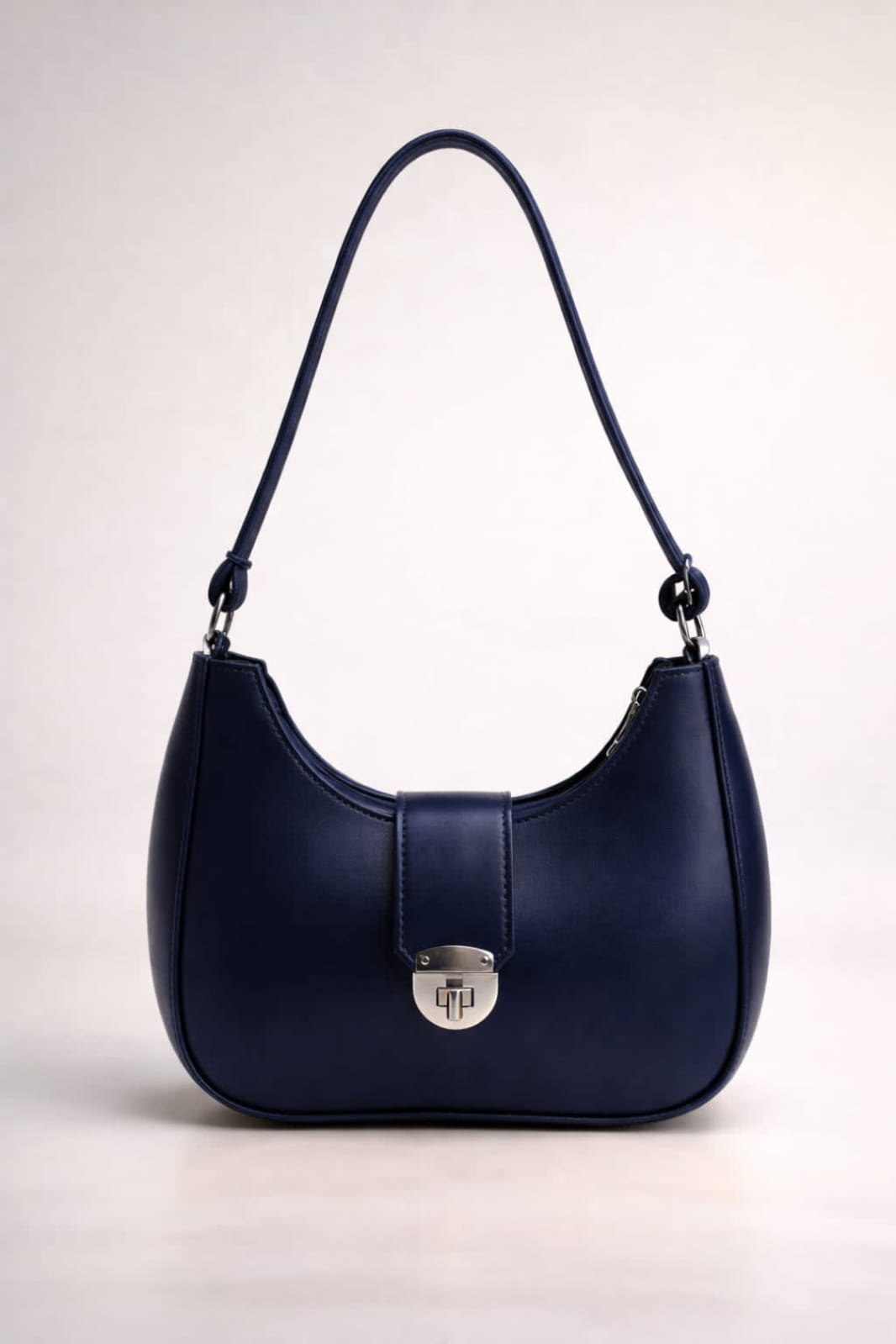 New Half Moon Bag navy blue