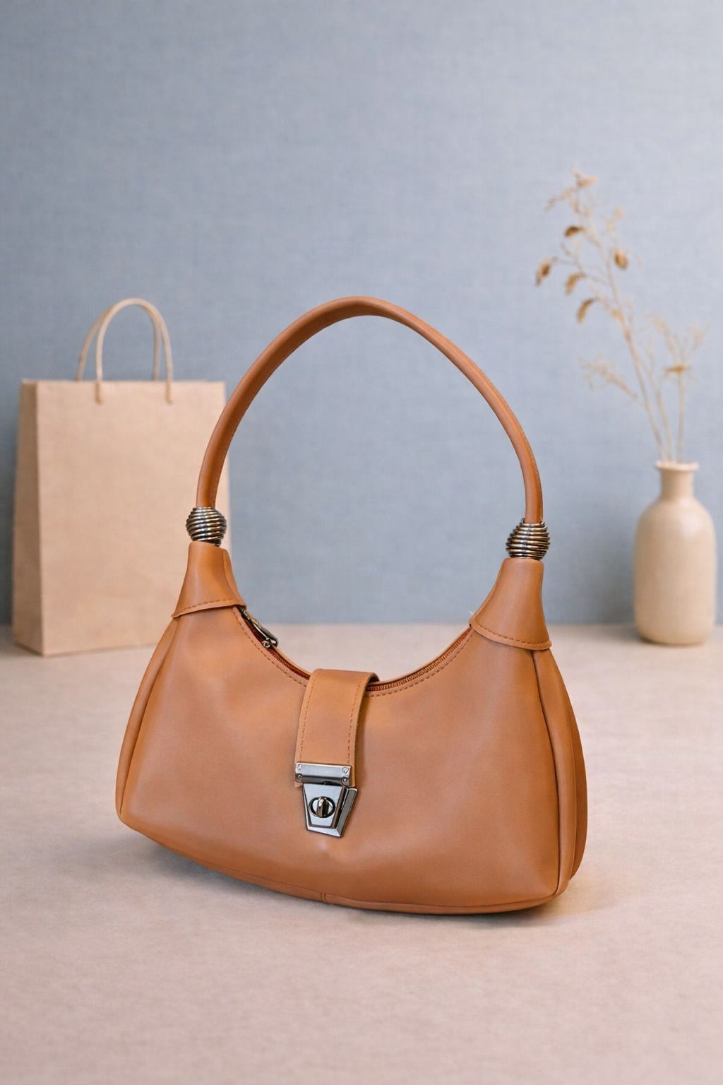 Half moon bag  mocha