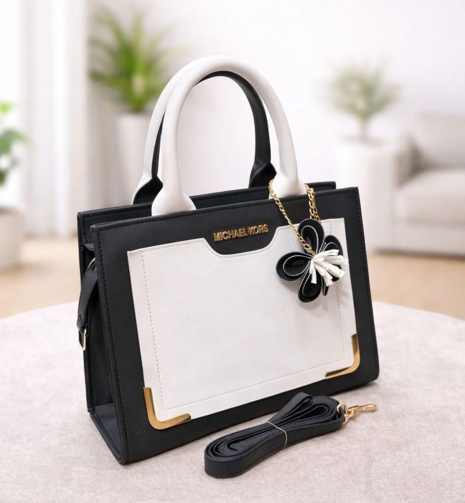 MK Front Flower Ketchain black